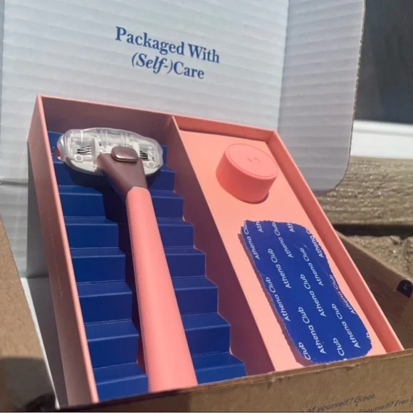 Athena Club Razor Kit - Picture 5 of 5